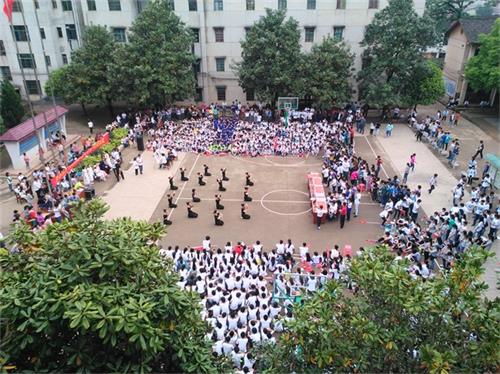 天价防水补一个洞2万 防水补漏骗局揭秘